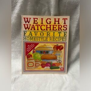 Weight Watchers Favorite Homestyle Recipes published by Plume in 1992 cookbook